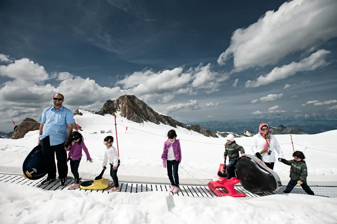 Kaprun - bründl magazin — photograph 2 by bernd kammerer