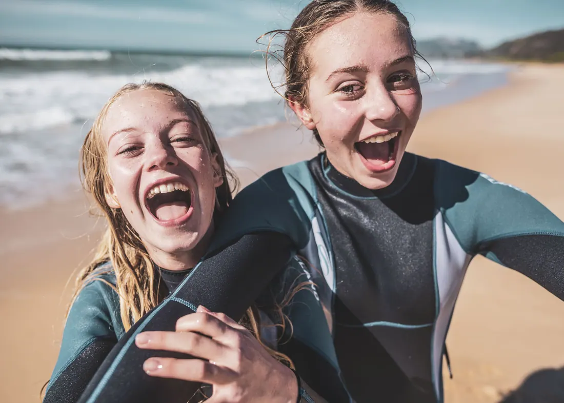 Tarifa girls — photograph 2 by bernd kammerer